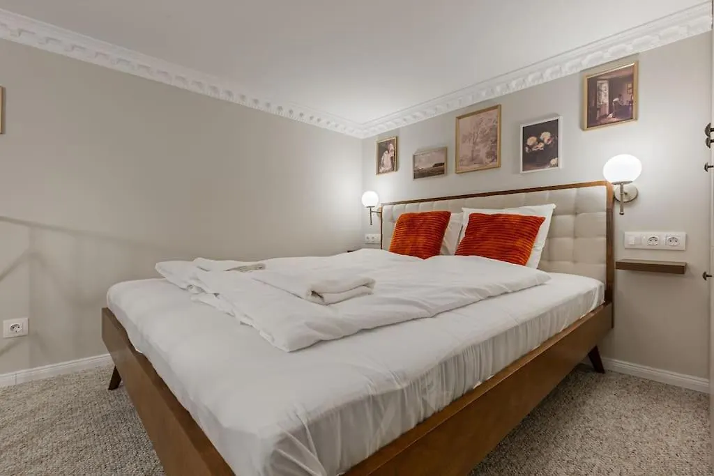 Nescaflat 3In1 First Apartment Budapest 0*,