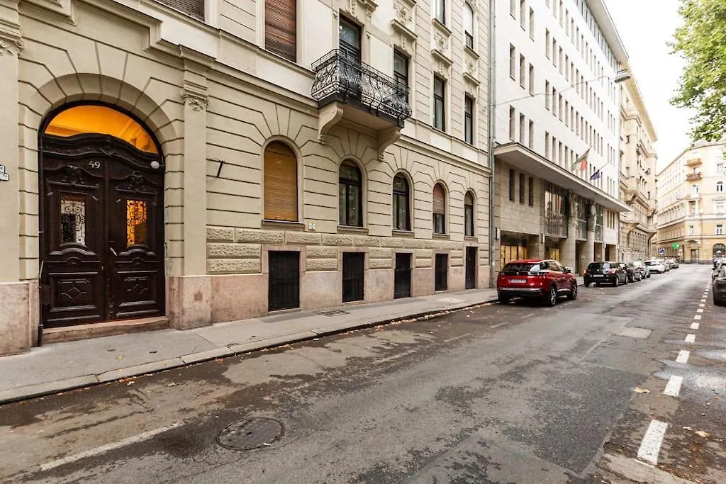 Nescaflat 3In1 First Apartment Budapest Hungary
